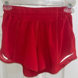 Lululemon Hotty-hots Size 4 red. 4” shorts.